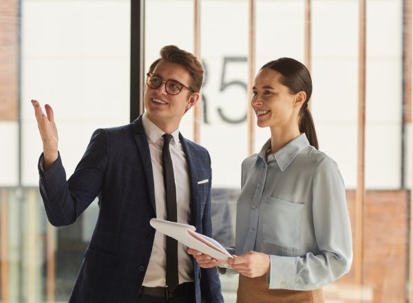 Suivez une formation en anglais pour améliorer vos compétences de commercial à l'international. à Chartres